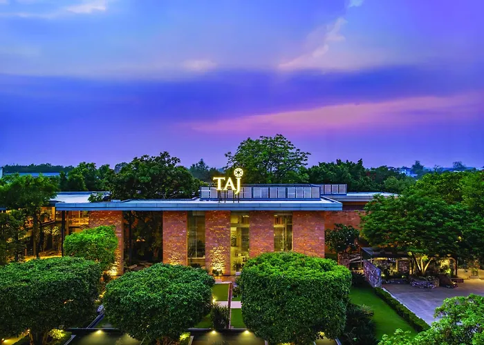 Taj Damdama Lake & Spa, Gurugram