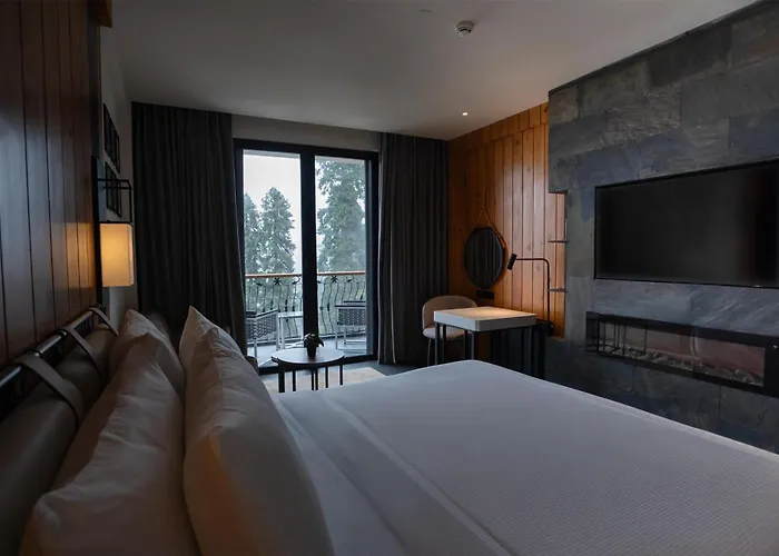 Doubletree By Hilton Nathiagali Hotel Nathia Gali