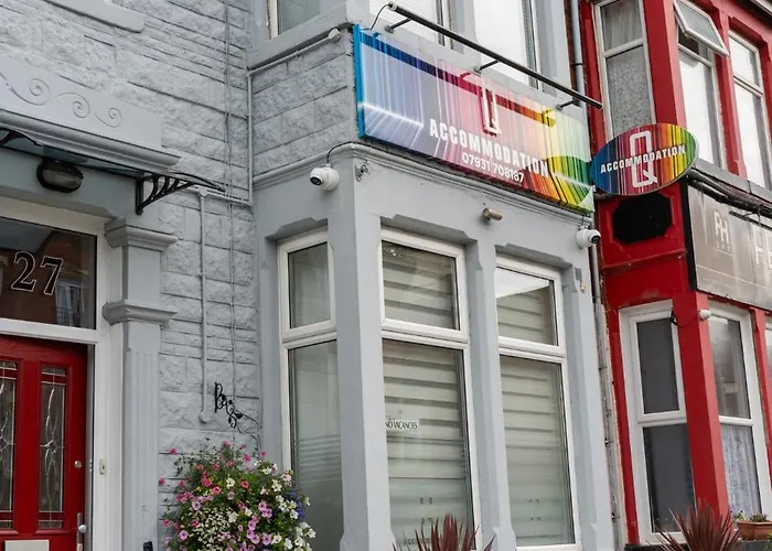 Q Accommodation