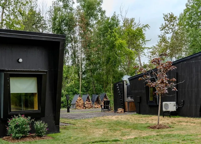 Finger Lakes Treehouse