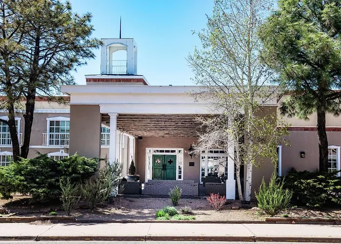 Hilton Santa Fe Historic Plaza
