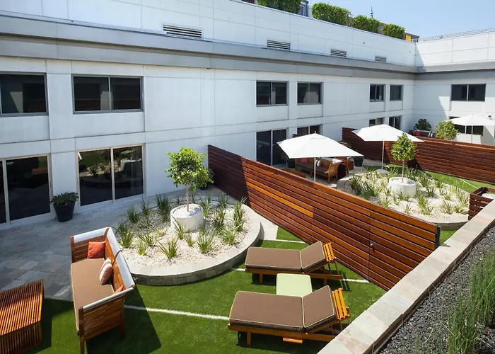 Sls , A Luxury Collection , Beverly Hills