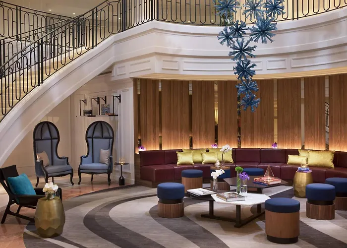 Renaissance Paris La Defense Hotel