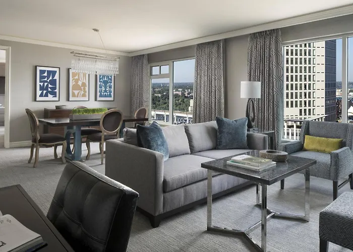 Ritz-Carlton,