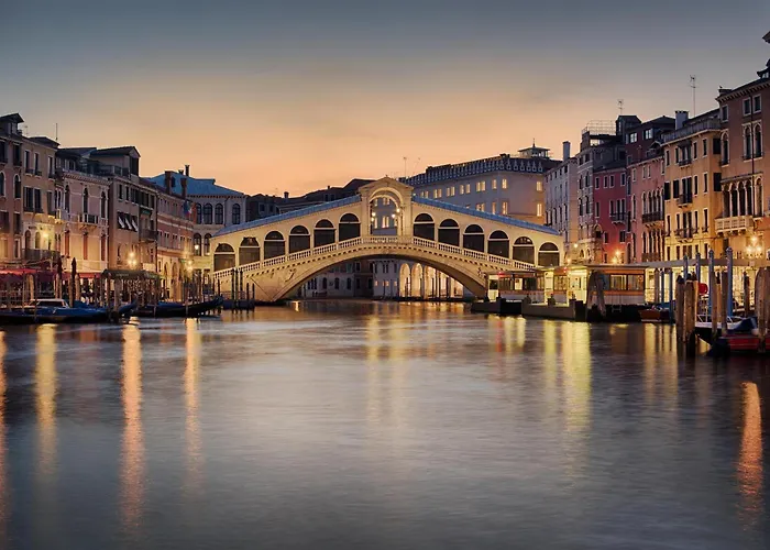 Nh Venezia Santa Lucia