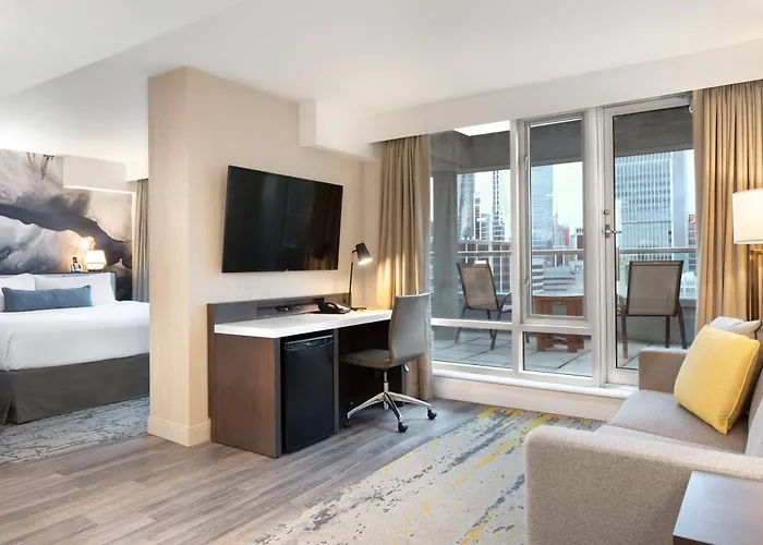 Delta Hotels By Marriott Vancouver Downtown Suites