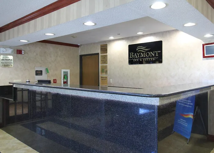 Baymont By Wyndham Muskegon