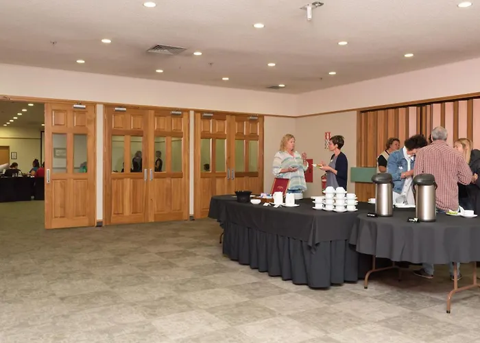 Distinction Hamilton Hotel & Conference Centre