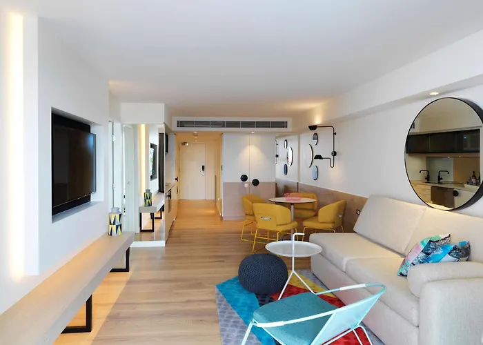 Qt Bondi Aparthotel Bondi Beach