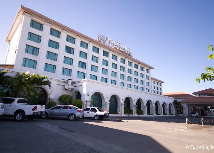 Waterfront Airport Hotel And Casino