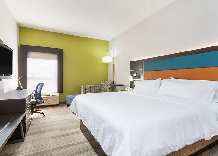 Holiday Inn Express - Plymouth By Ihg