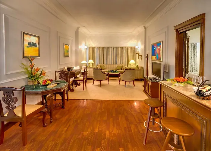 Hindusthan International, Kolkata