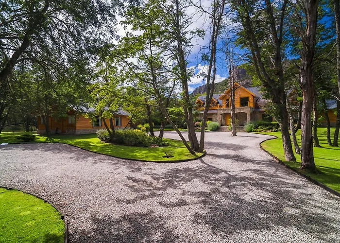 Rio Hermoso Hotel De Montana San Martin de los Andes