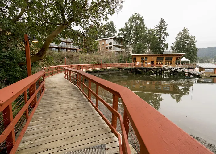 Brentwood Bay Resort