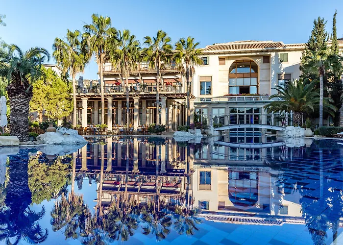 Columbia Beach Resort Pissouri