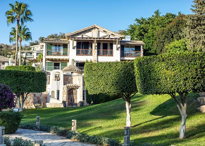 Columbia Beach Resort Pissouri