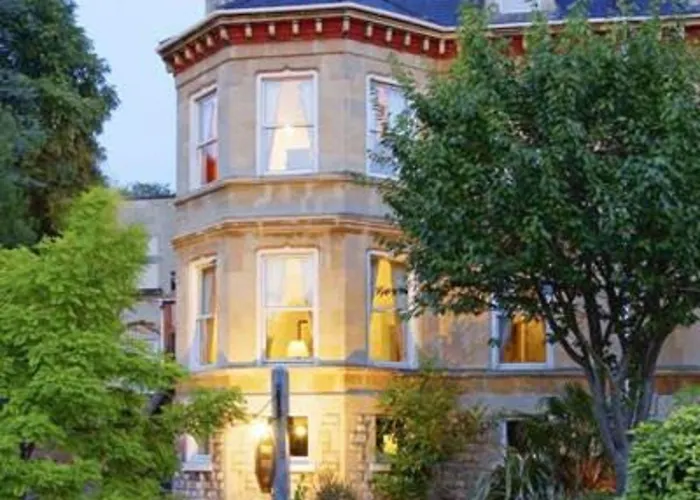 Dorian House Boutique B&B - Free Parking!