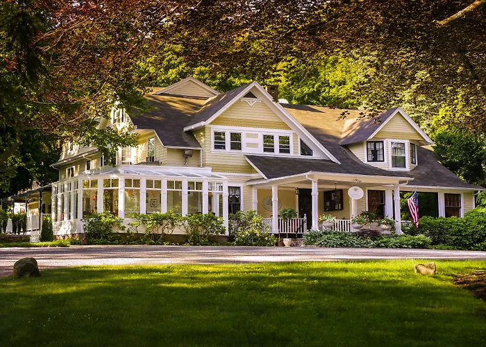 Copper Beech Inn