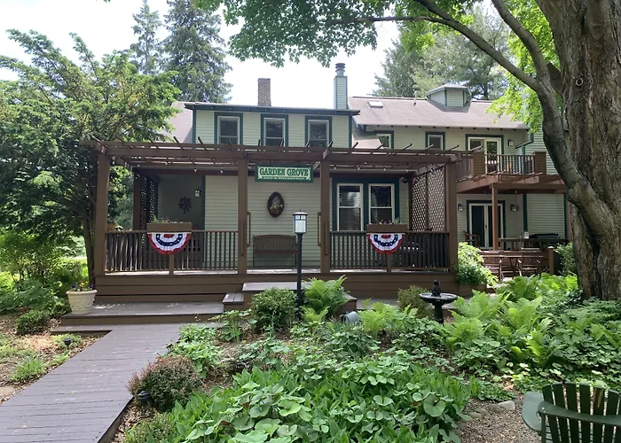 Garden Grove Inn Bed And Breakfast