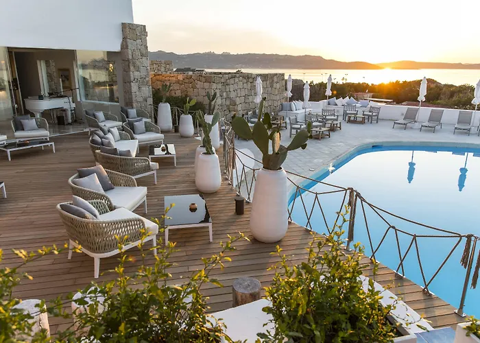 Hotel Grand Relais Dei Nuraghi (Adults Only) Baja Sardinia