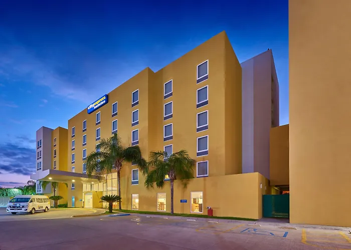 City Express By Marriott Mazatlan