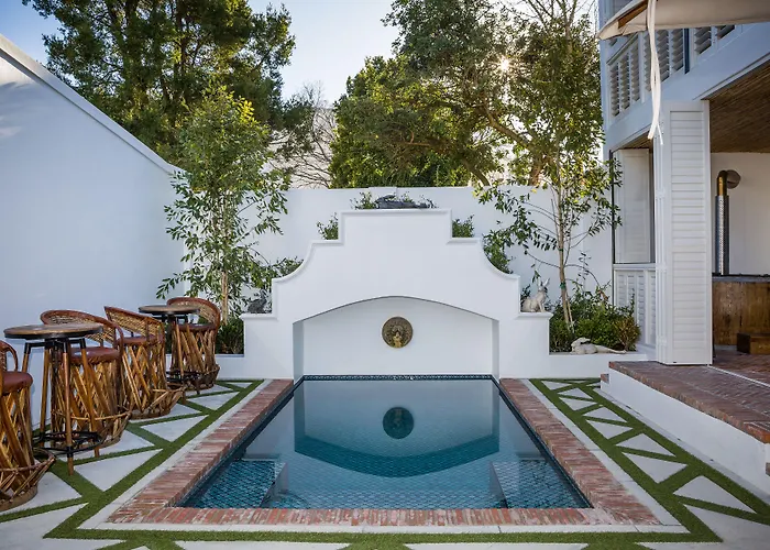 Akademie Street Boutique Hotel