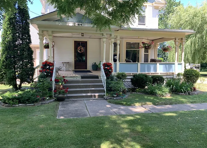 Green Oaks B&B