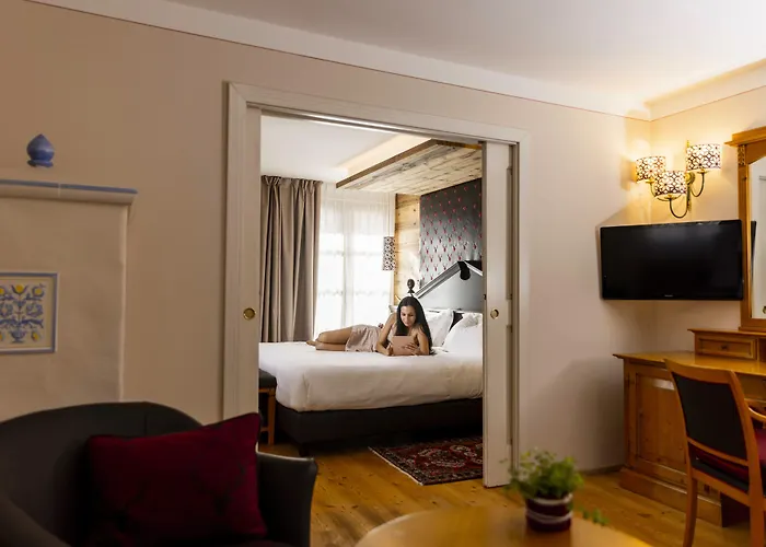 Alpen Suite Hotel Madonna