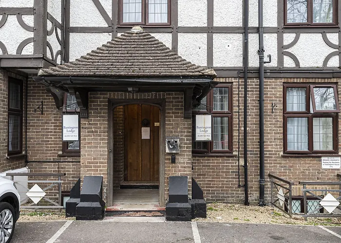 Barrington Lodge