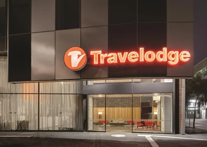 Travelodge Hotel Melbourne Docklands