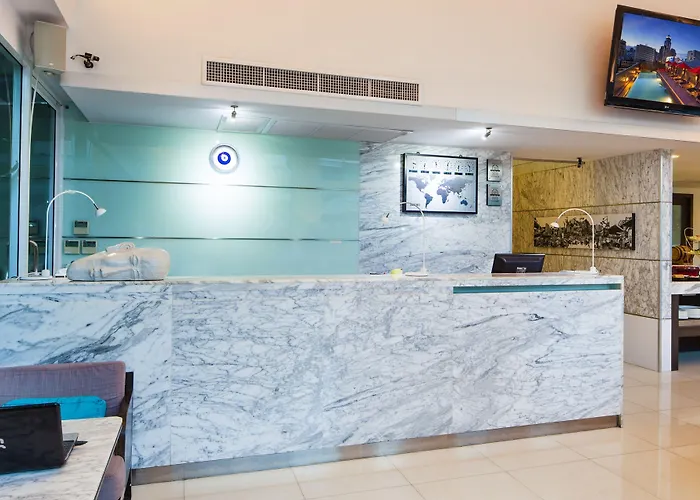 Hotel Solo, Sukhumvit 2, Bangkok - Sha Extra Plus