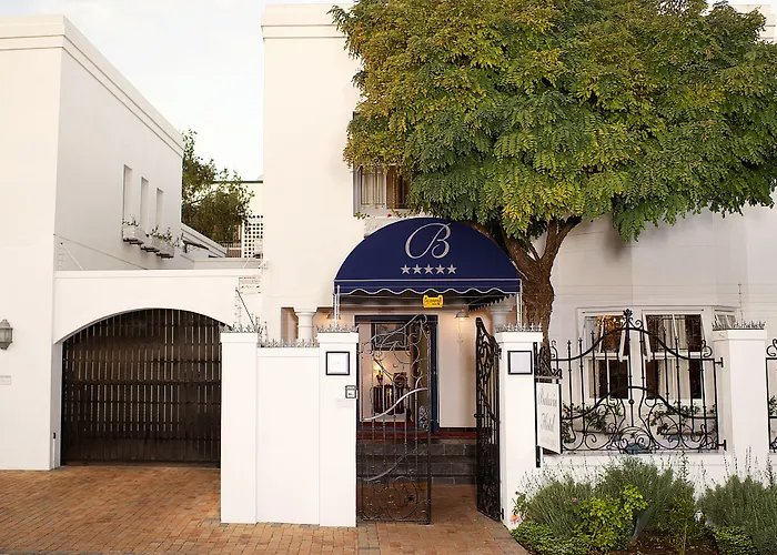 Batavia Boutique