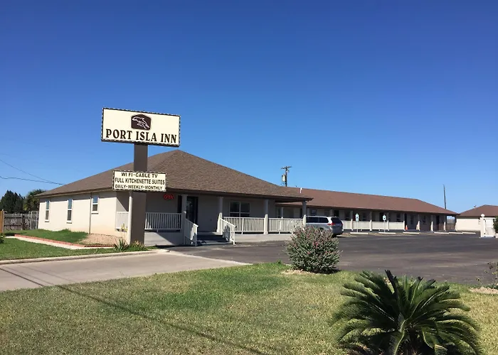 Port Isla Inn
