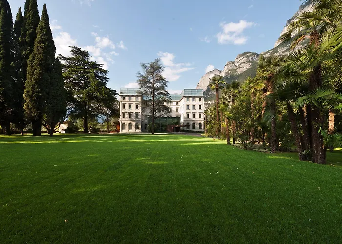 Lido Palace - The Leading Hotels Of The World Riva del Garda