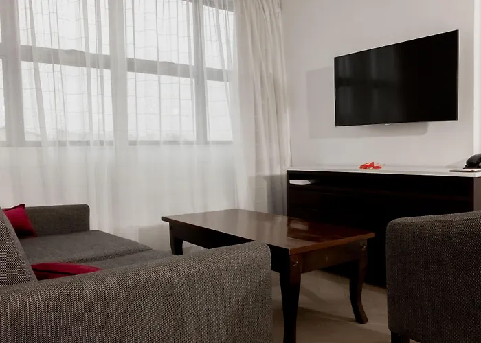 Capricorn Hotel Suva
