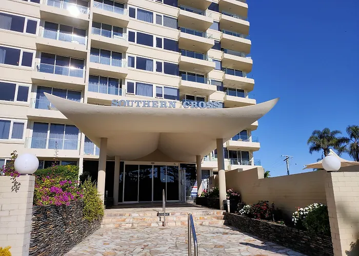 Southern Cross Beachfront Holiday Apartments