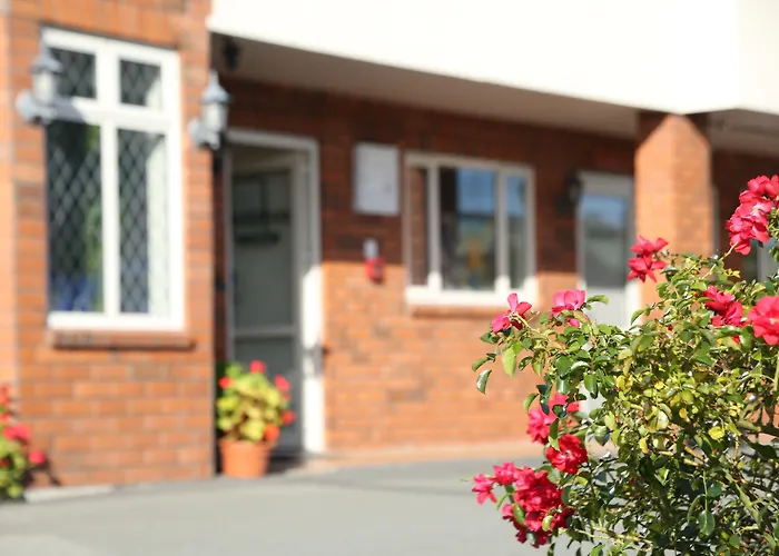 Rosewood Court Motel