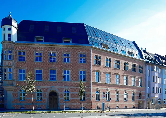 The Red - Living Suites By The Rhine