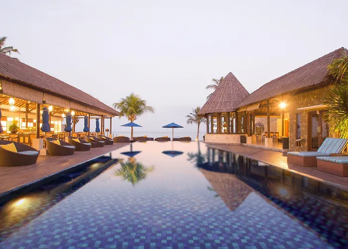 Lembongan Beach Club & Resort