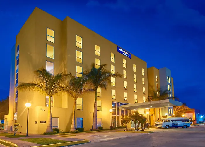 City Express By Marriott Tehuacan