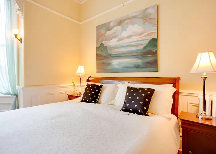 Fairholme Manor Inn Victoria