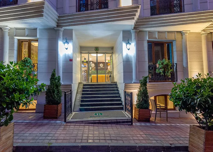 Bizim Hotel