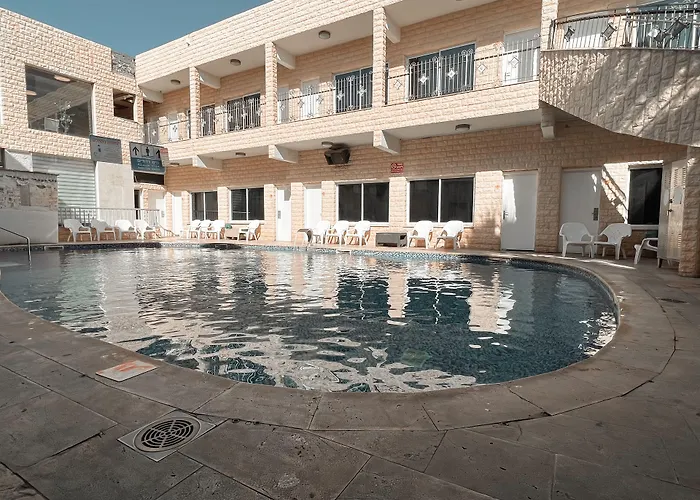 Hotel Maman