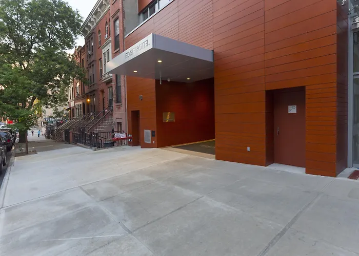 Edge Hotel Washington Heights