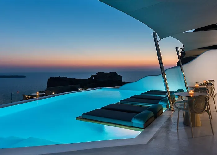 Maregio Suites (Adults Only)