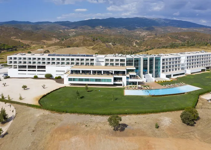 Algarve Race Resort - Hotel Montes de Cima