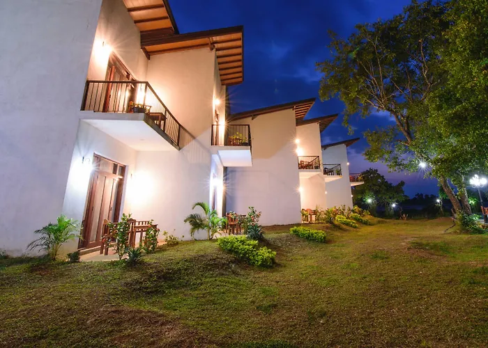 Sigiriya Wewa Addara Hotel - Hotel By The Lake