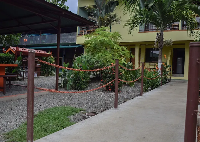 Hotel Cabinas El Tecal