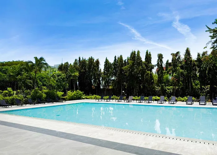 Pinnacle Grand Jomtien Resort&Beach Club - SHA Extra Plus