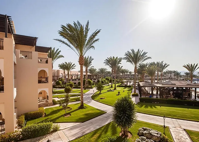 Jaz Lamaya Resort Baai van Coraya